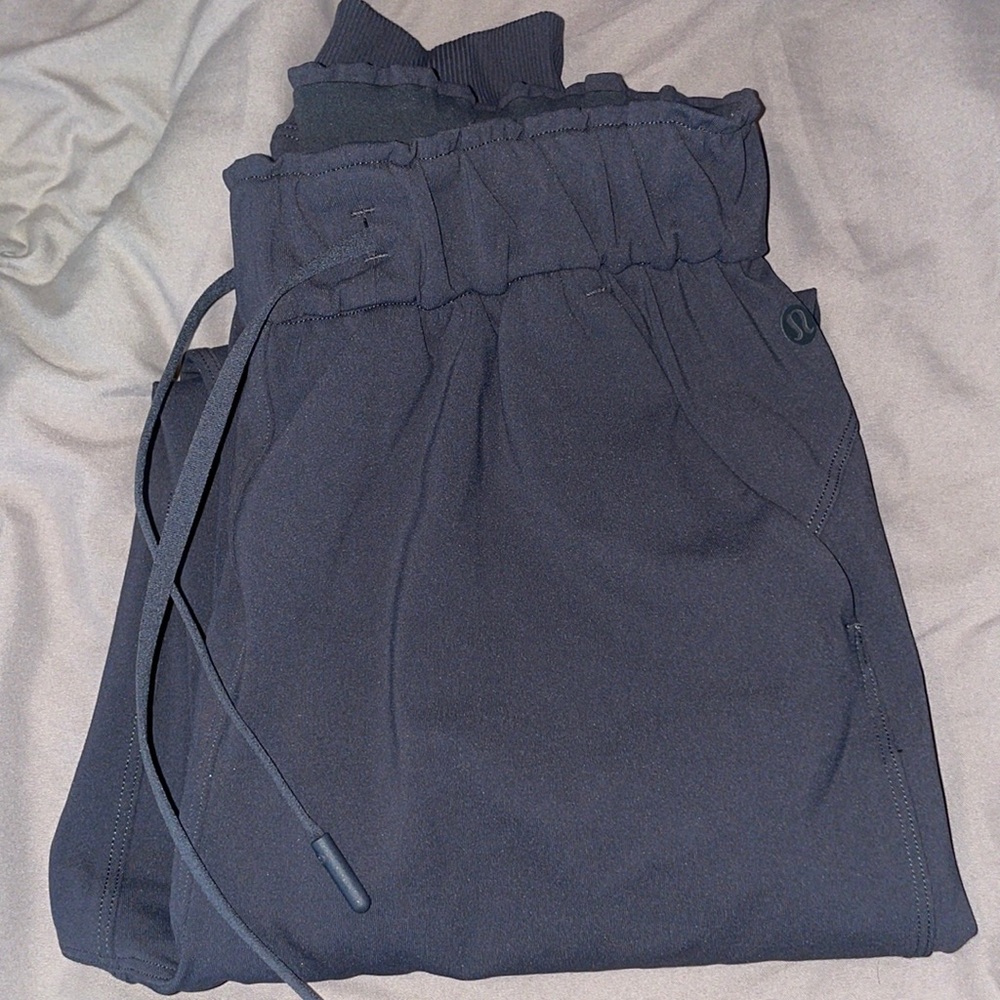 lululemon joggers